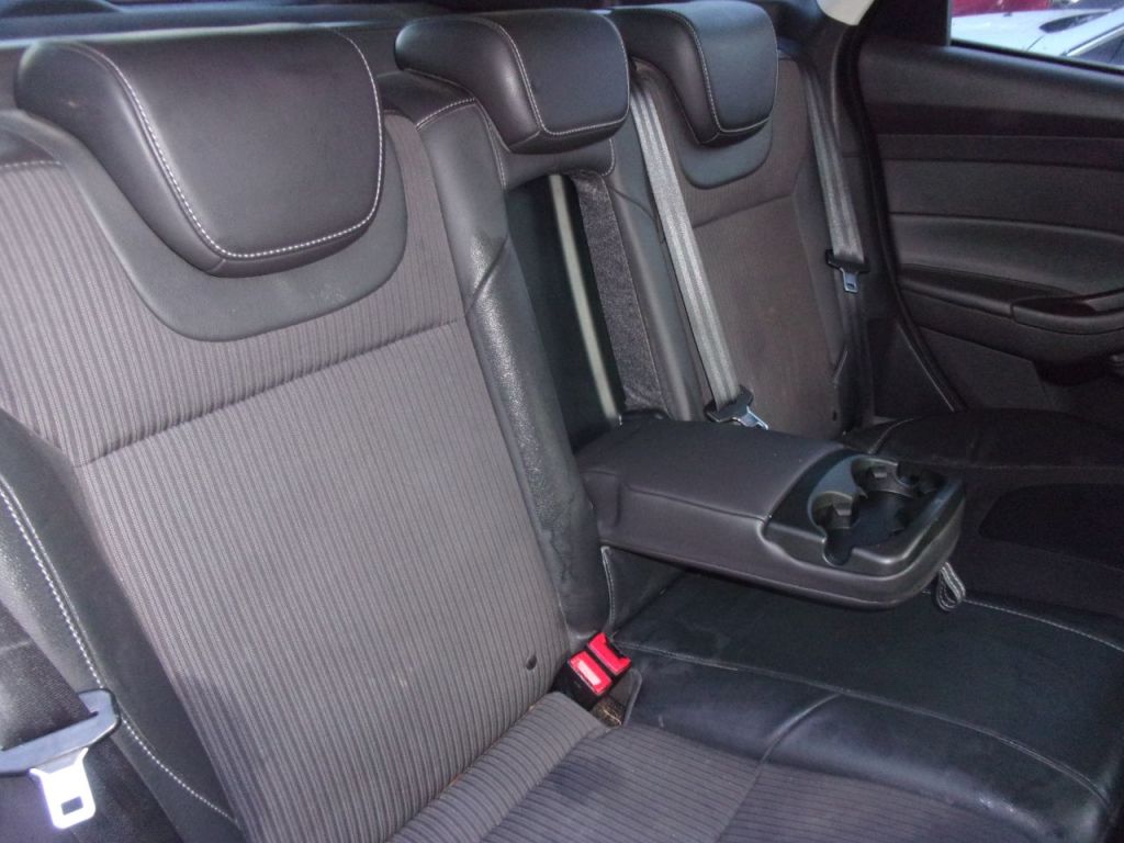 Used Ford Focus 2013 for sale - 77001728: Photo 11