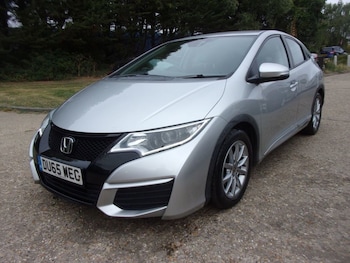 Used Honda Civic 2015 for sale - 75615918: Photo
