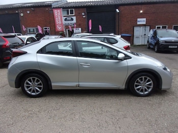 Used Honda Civic 2015 for sale - 75615918: Photo