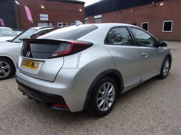 Used Honda Civic 2015 for sale - 75615918: Photo 5
