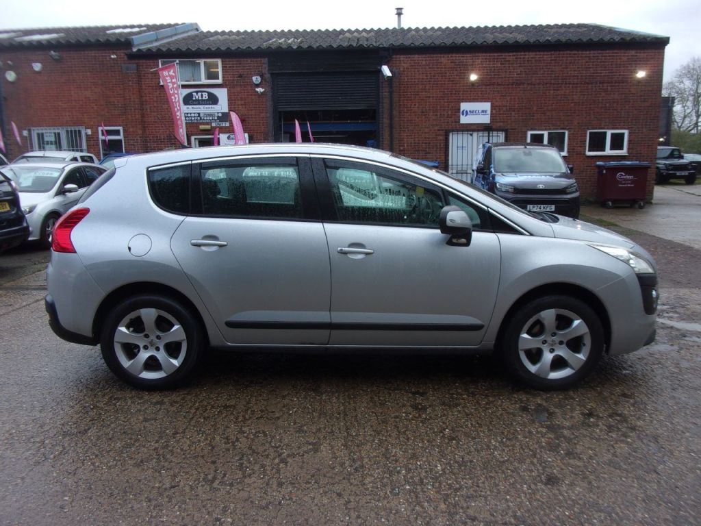 Used Peugeot 3008 2011 for sale - 76541671: Photo 4