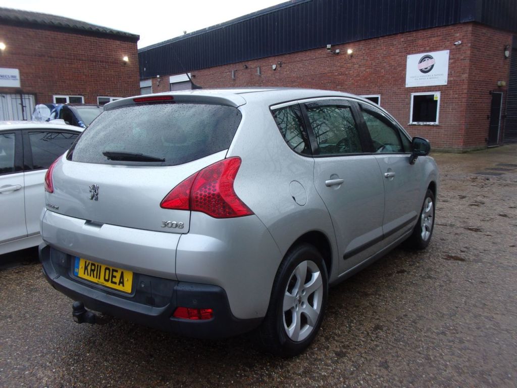Used Peugeot 3008 2011 for sale - 76541671: Photo 5