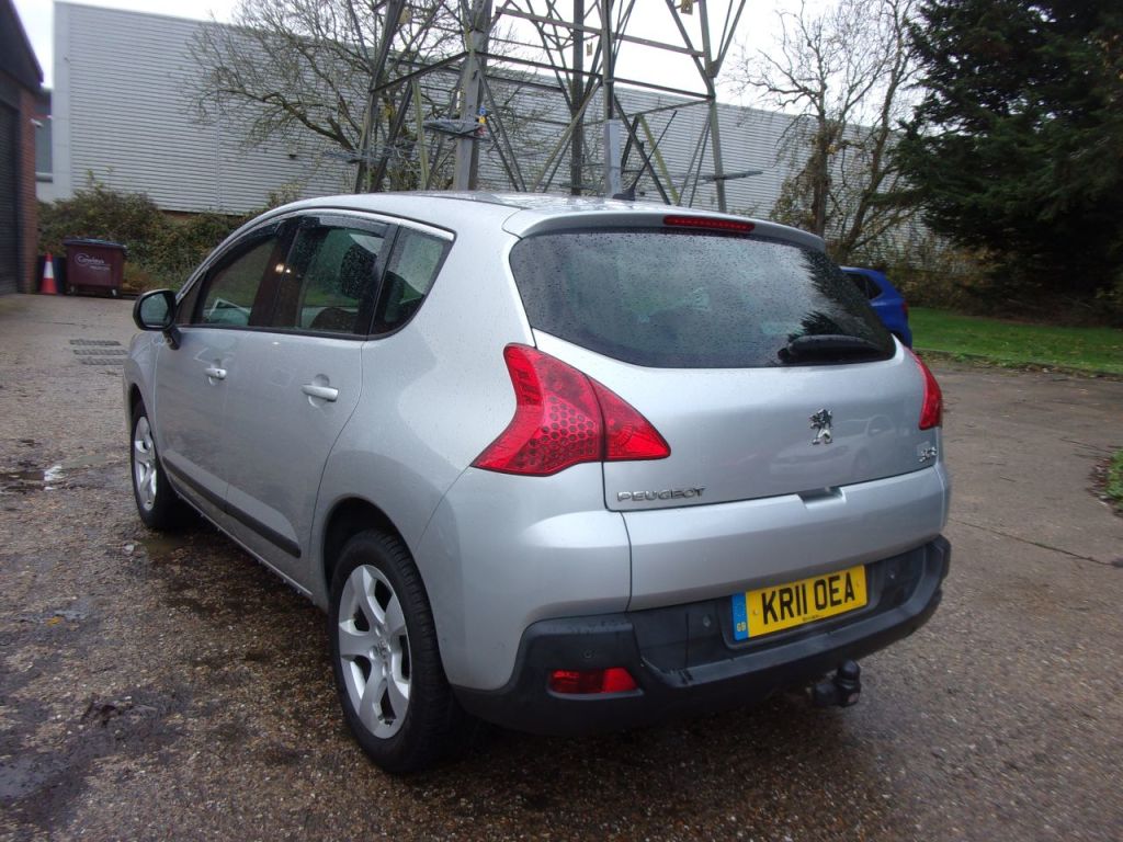 Used Peugeot 3008 2011 for sale - 76541671: Photo 7