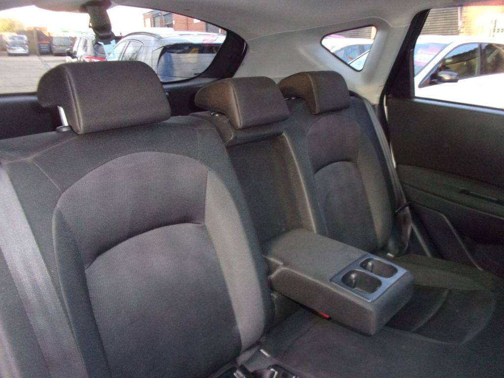 Used Nissan Qashqai 2012 for sale - 77262468: Photo 11