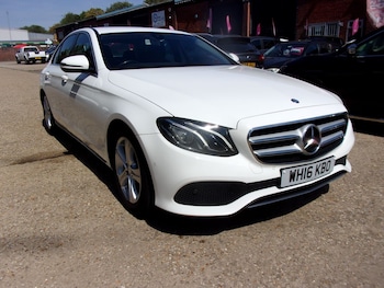 Used Mercedes-Benz E Class 2016 for sale - 79492412: Photo