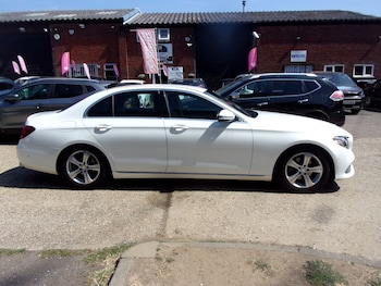 Used Mercedes-Benz E Class 2016 for sale - 79492412: Photo