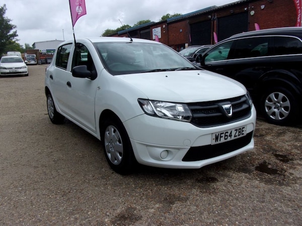 Used Dacia Sandero 2014 for sale - 74772863: Photo 1
