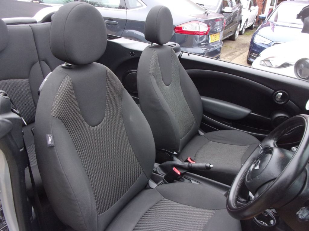 Used MINI Convertible 2010 for sale - 77743100: Photo 10
