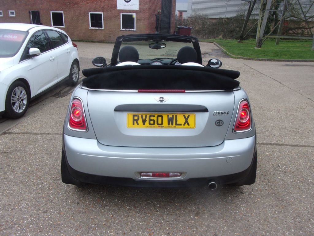 Used MINI Convertible 2010 for sale - 77743100: Photo 6