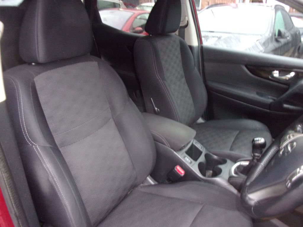 Used Nissan Qashqai 2016 for sale - 76968672: Photo 11