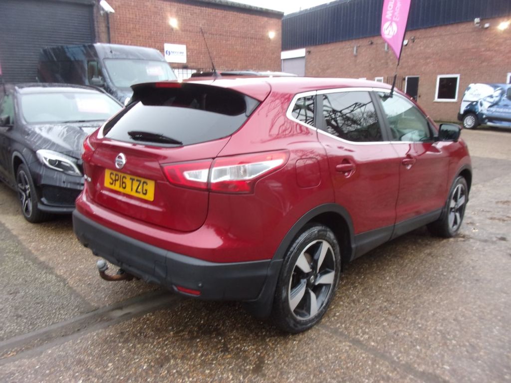 Used Nissan Qashqai 2016 for sale - 76968672: Photo 7