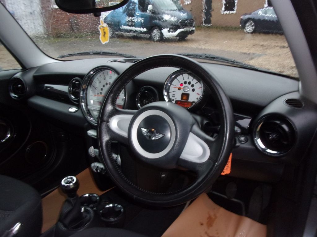 Used MINI Hatch 2009 for sale - 77211646: Photo 8