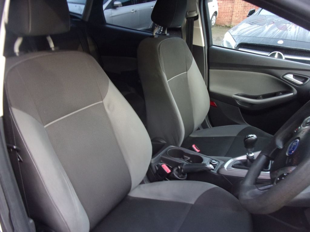 Used Ford Focus 2014 for sale - 77026454: Photo 10