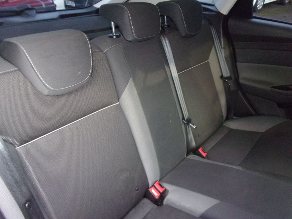 Used Ford Focus 2014 for sale - 77026454: Photo 11