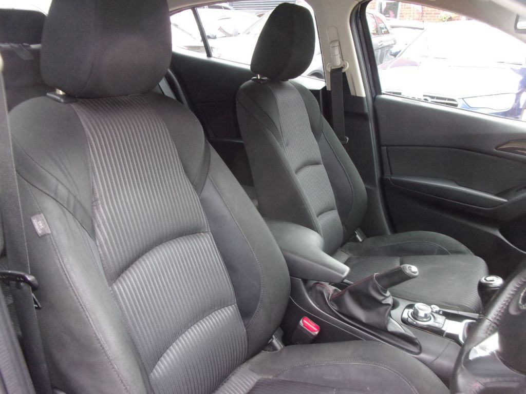 Used Mazda Mazda3 2015 for sale - 77747472: Photo 9