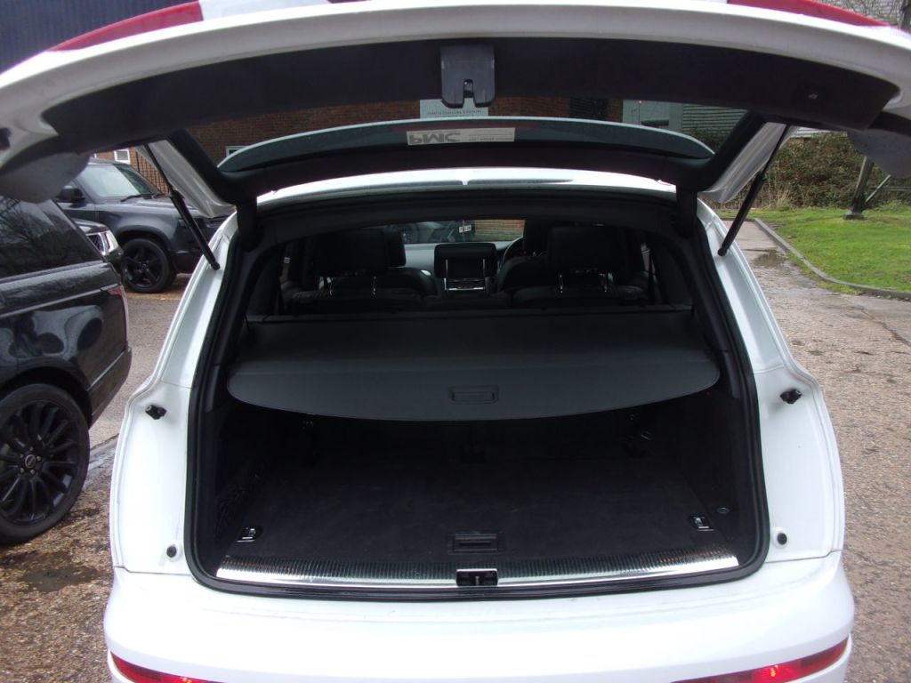 Used Audi Q7 2014 for sale - 77271205: Photo 8