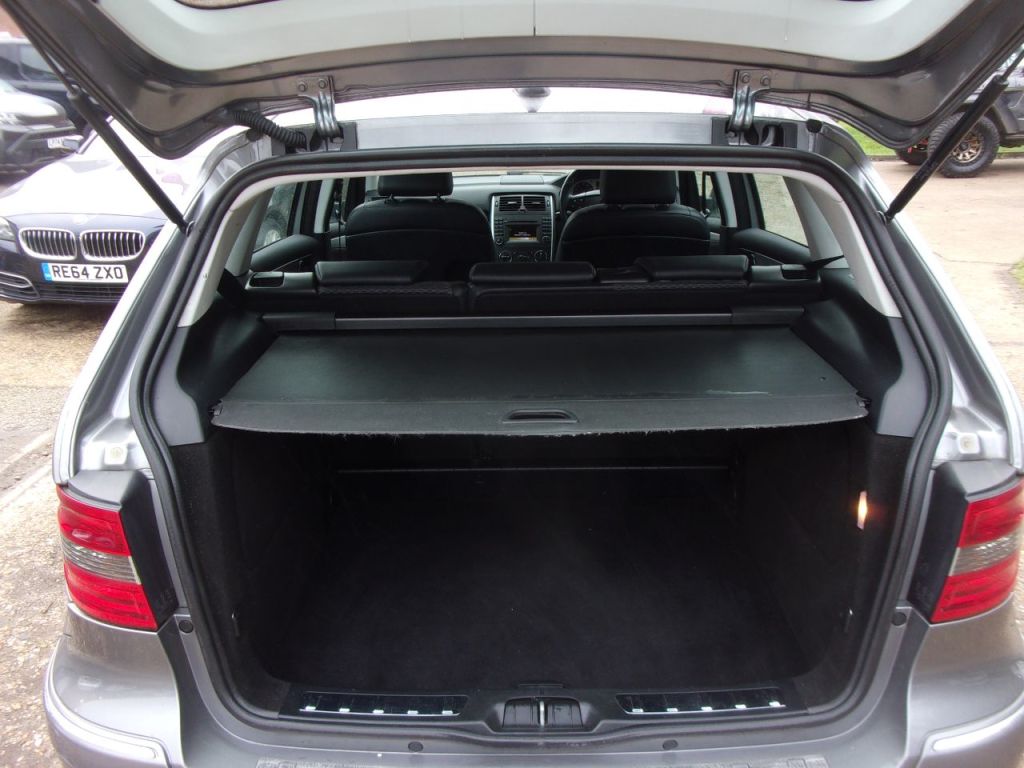 Used Mercedes-Benz B Class 2011 for sale - 77506517: Photo 8