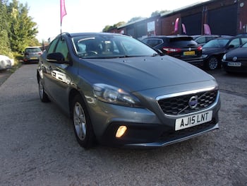 Used Volvo V40 2015 for sale - 79690380: Photo