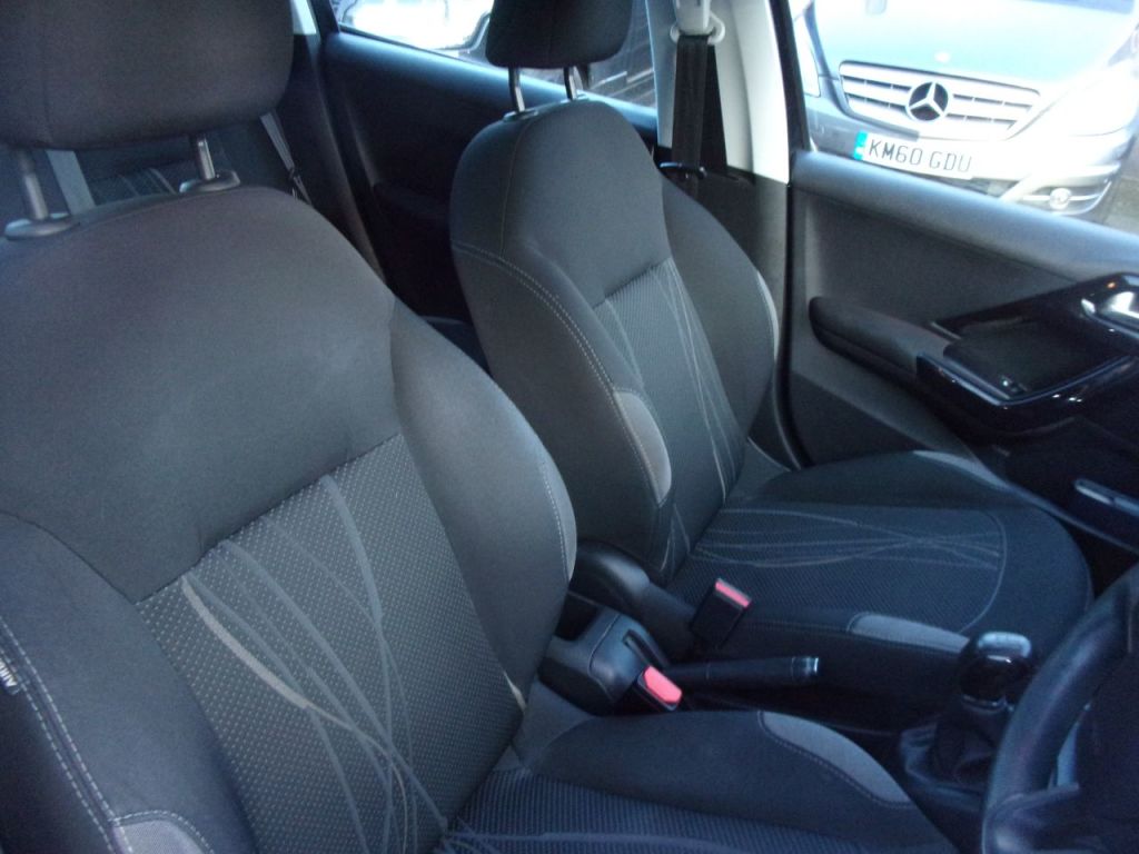 Used Peugeot 208 2015 for sale - 77520171: Photo 10