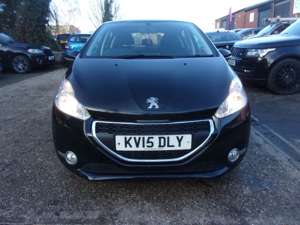 Used Peugeot 208 2015 for sale - 77520171: Photo 2