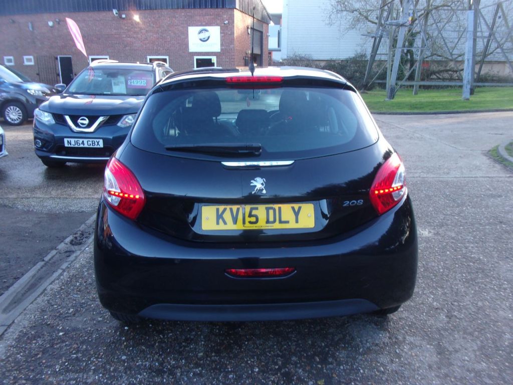 Used Peugeot 208 2015 for sale - 77520171: Photo 6