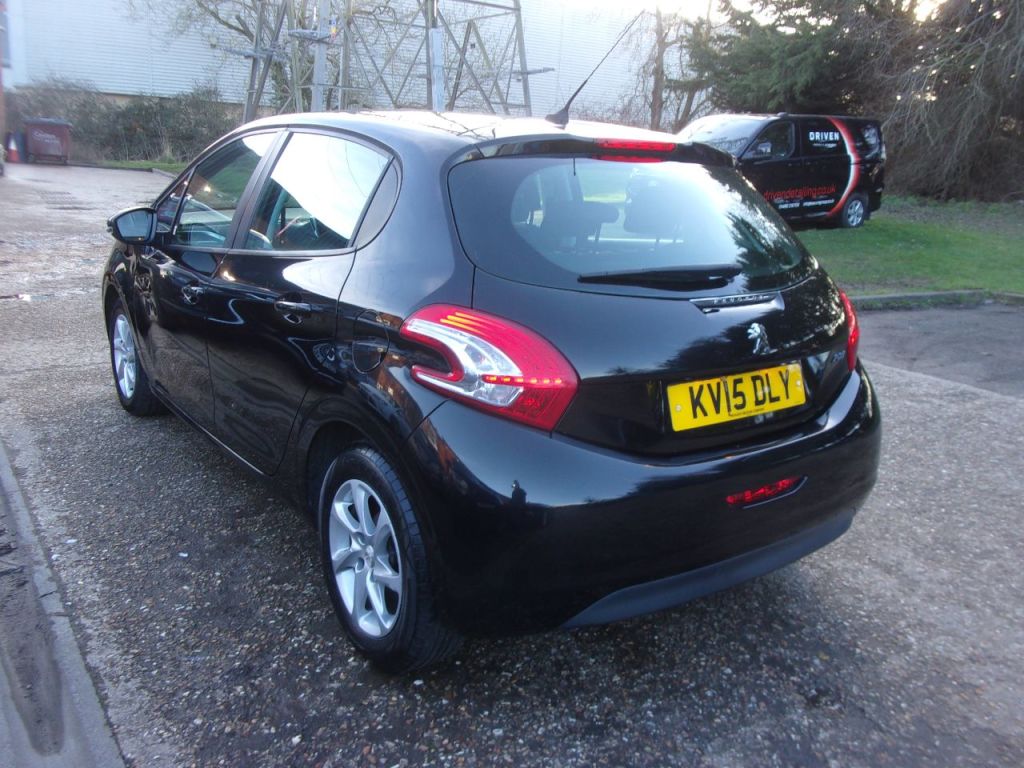 Used Peugeot 208 2015 for sale - 77520171: Photo 7