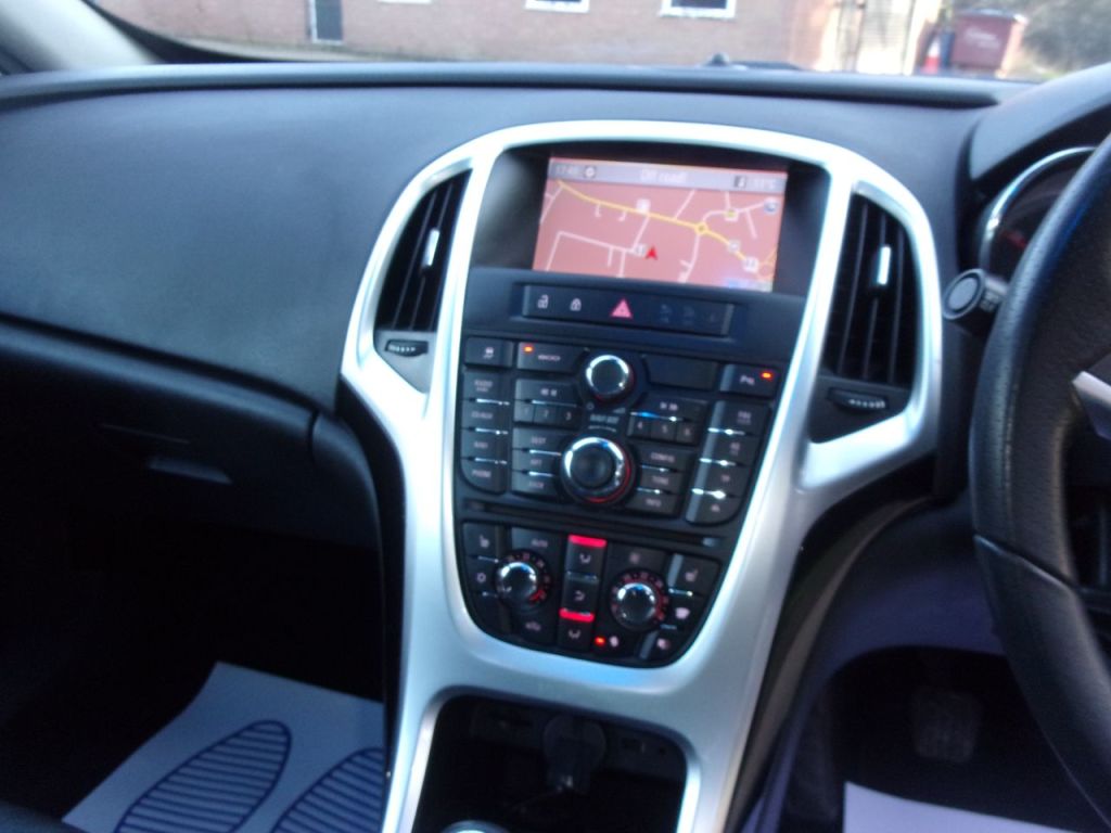 Used Vauxhall Astra GTC 2013 for sale - 78110092: Photo 11