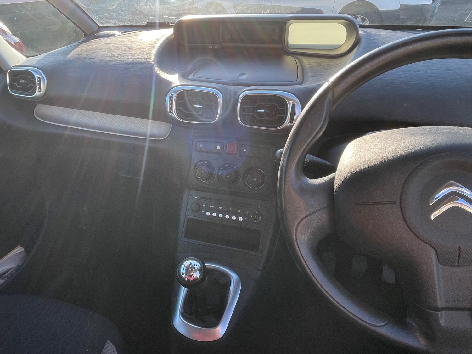 Used Citroen C3 Picasso 2015 for sale - 77519001: Photo 11