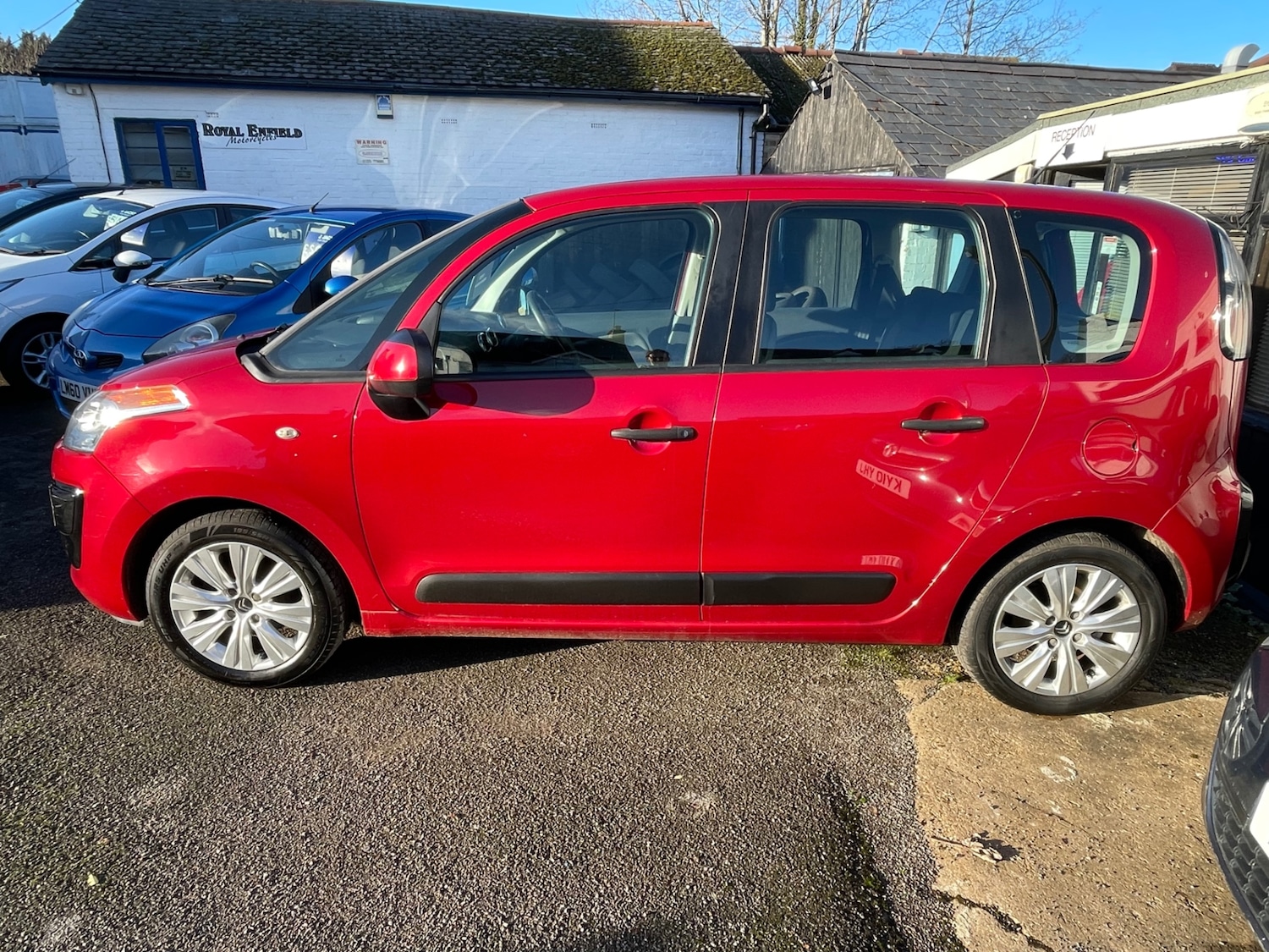 Used Citroen C3 Picasso 2015 for sale - 77519001: Photo 3
