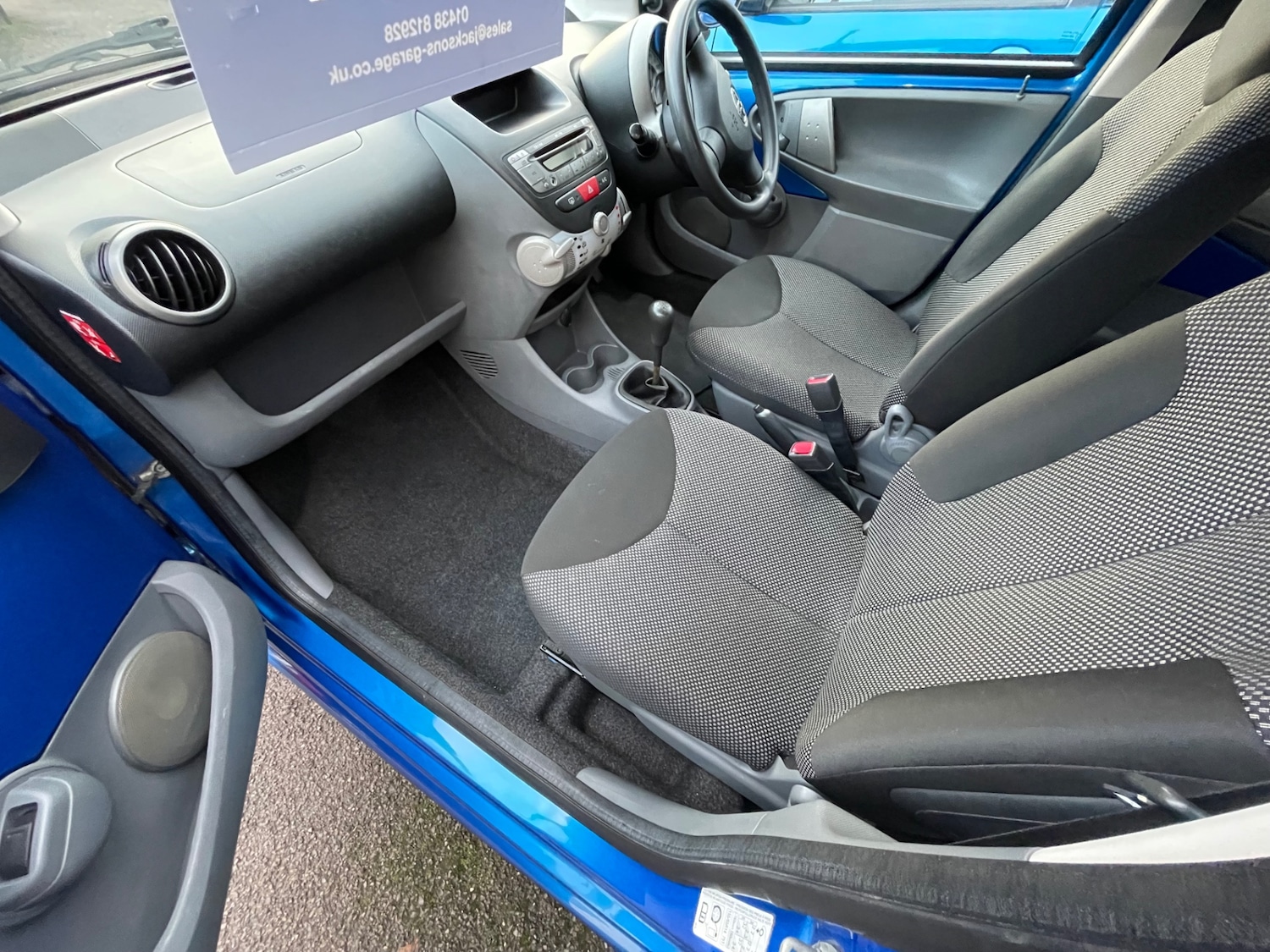 Used Toyota AYGO 2011 for sale - 77137544: Photo 11