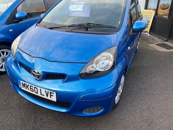 2011 (60) - 1.0 VVT-i Blue 5dr