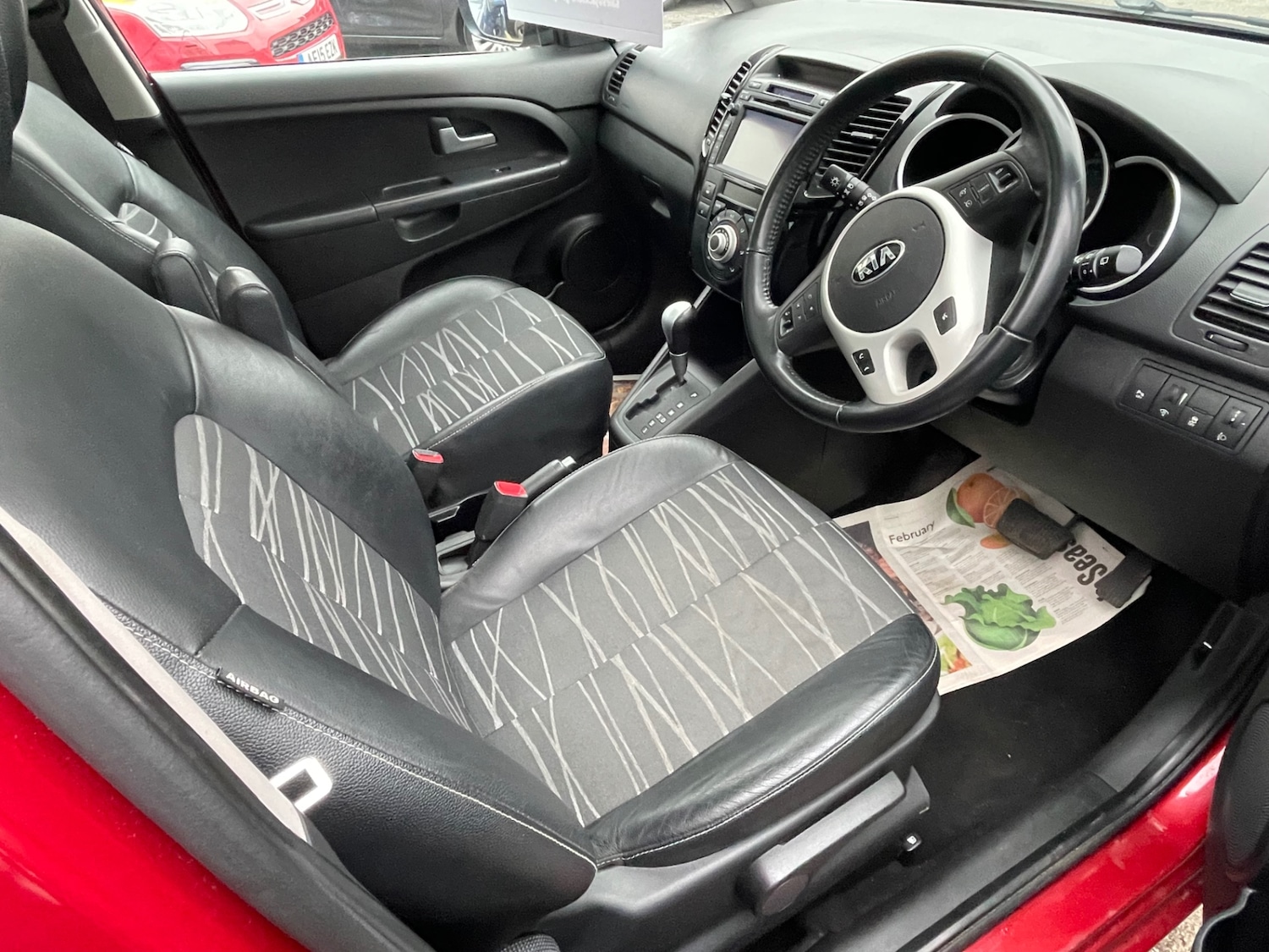 Used Kia Venga 2014 for sale - 77635749: Photo 6