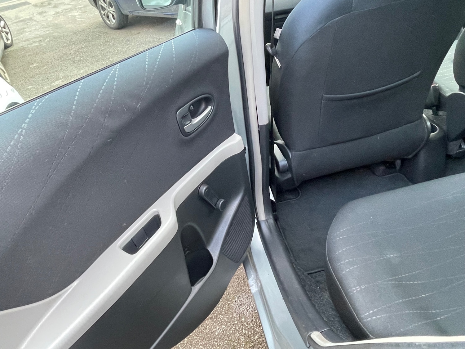 Used Toyota Yaris 2008 for sale - 77518997: Photo 13