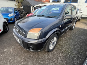 Used Ford Fusion 2006 for sale - 76555601: Photo