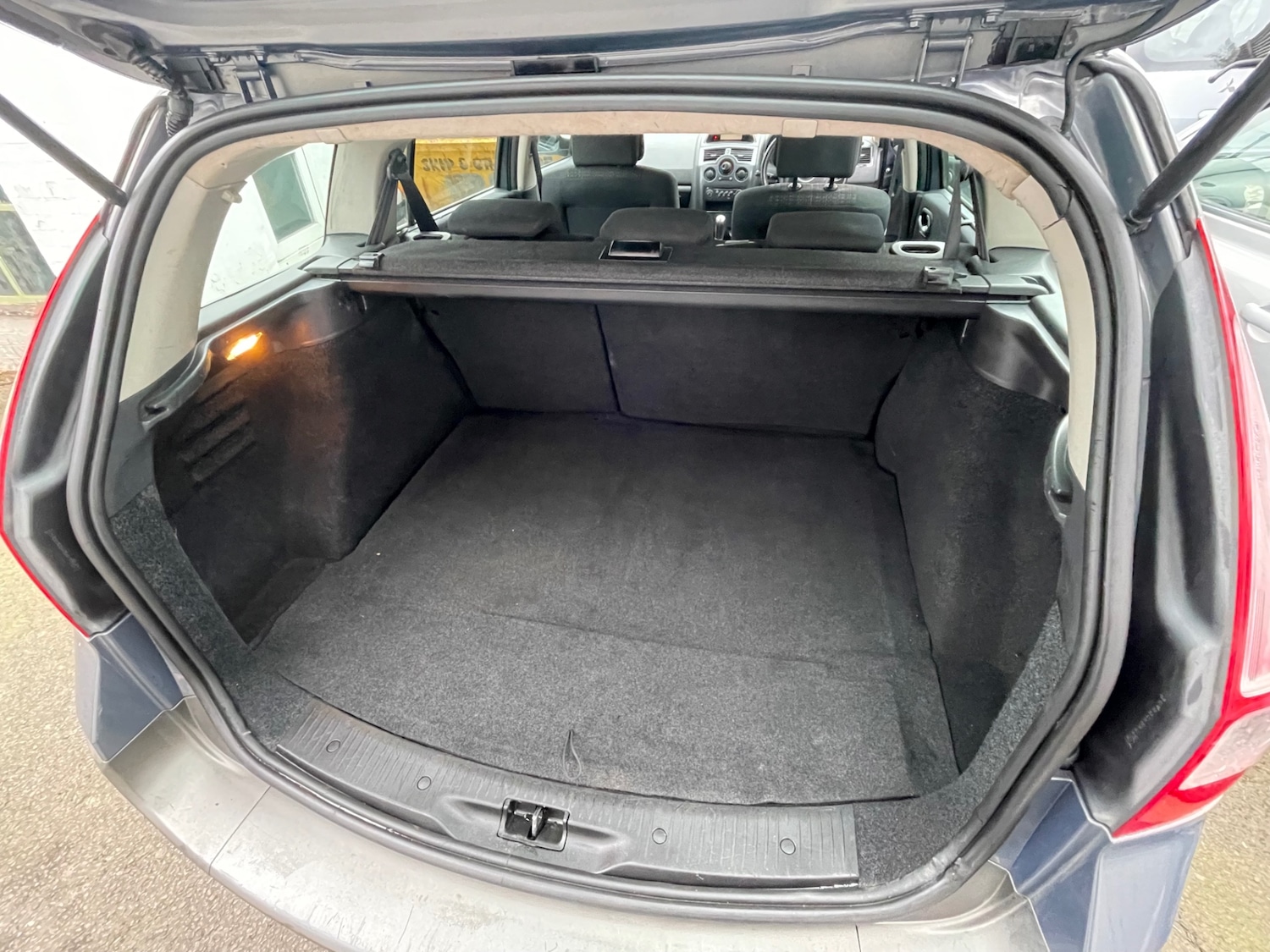 Used Renault Megane 2007 for sale - 77635753: Photo 9