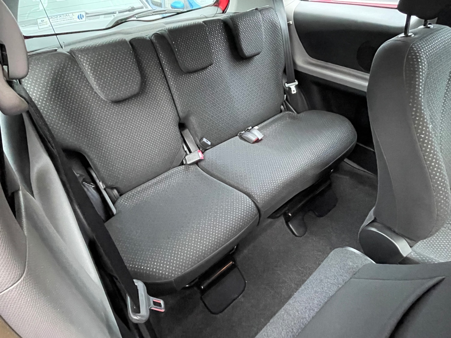 Used Toyota Yaris 2011 for sale - 76626692: Photo 12