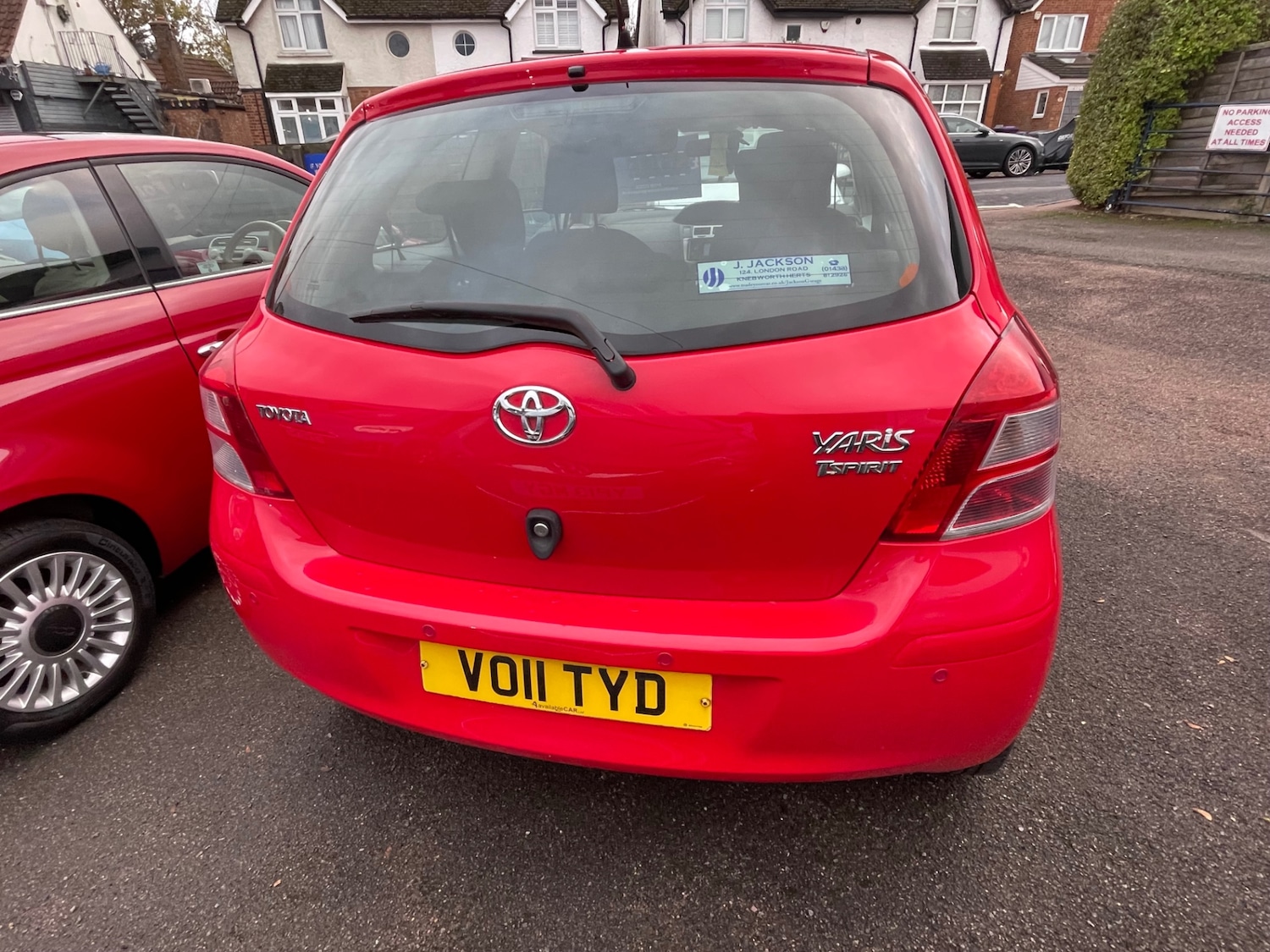 Used Toyota Yaris 2011 for sale - 76626692: Photo 5