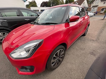 Used Suzuki Swift 2018 for sale - 76130357: Photo 4