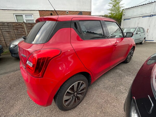 Used Suzuki Swift 2018 for sale - 76130357: Photo 7