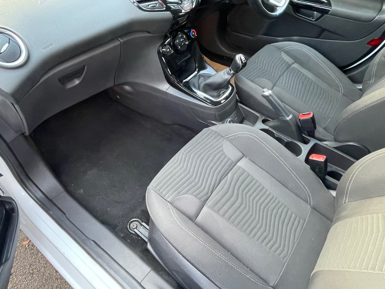 Used Ford Fiesta 2016 for sale - 77137551: Photo 16