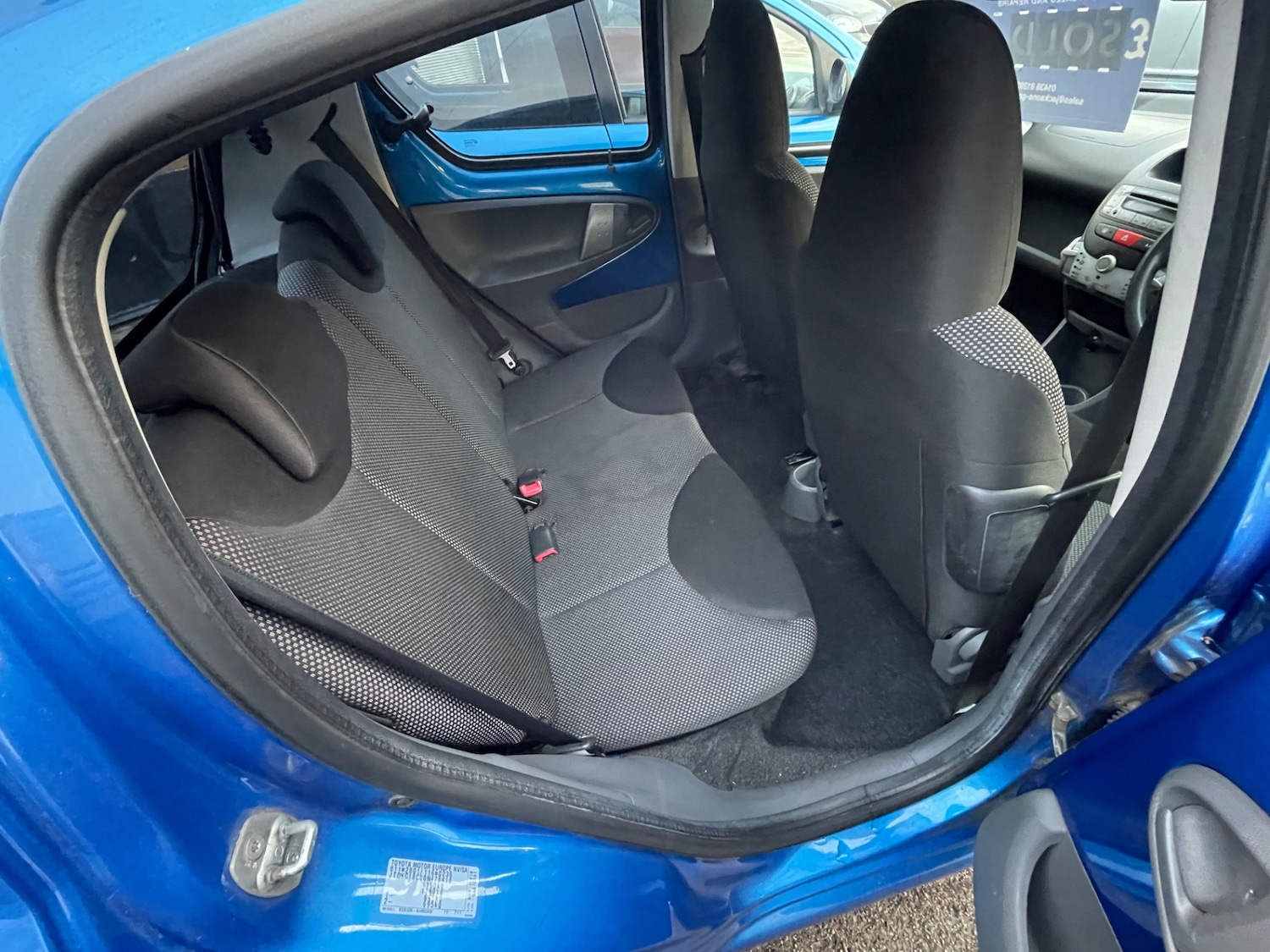 Used Toyota AYGO 2010 for sale - 77137532: Photo 12