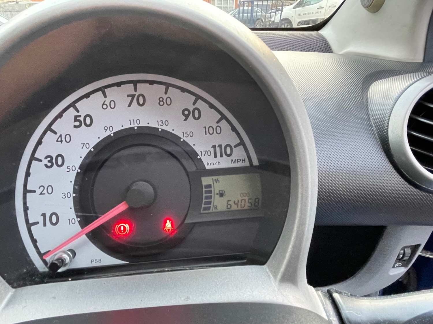 Used Toyota AYGO 2010 for sale - 77137532: Photo 9