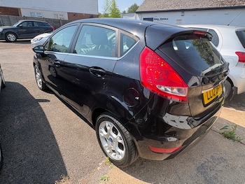 Used Ford Fiesta 2012 for sale - 79357117: Photo