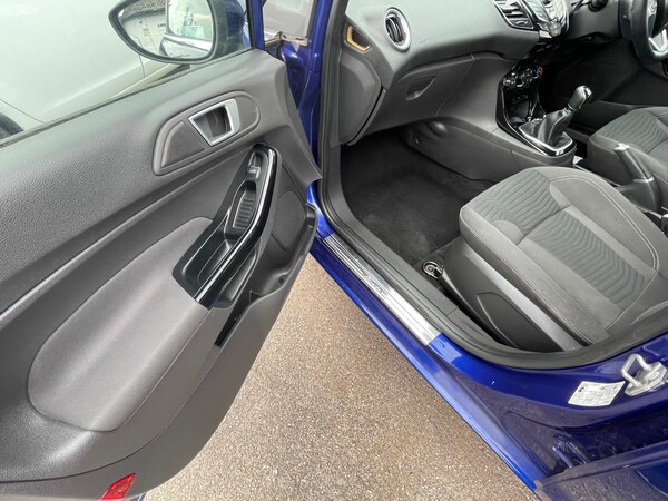 Used Ford Fiesta 2014 for sale - 75572635: Photo 16