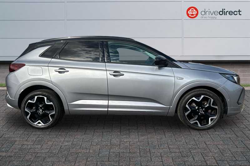 Used Vauxhall Grandland 2023 for sale - 77844216: Photo 2