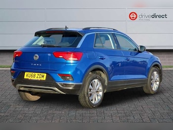 Used Volkswagen T-Roc 2018 for sale - 76790694: Photo
