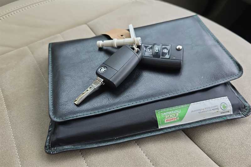 Used Skoda Octavia 2014 for sale - 76917280: Photo 36