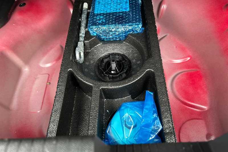 Used Vauxhall Crossland 2024 for sale - 77811792: Photo 37