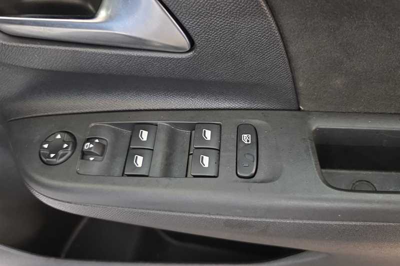 Used Vauxhall Corsa 2022 for sale - 76517115: Photo 16