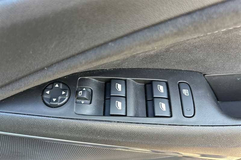 Used Vauxhall Crossland 2023 for sale - 78142368: Photo 16